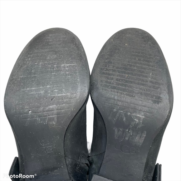 UGG Elysian Black Leather Round Toe Moto Boots Size 6 - Picture 3 of 11